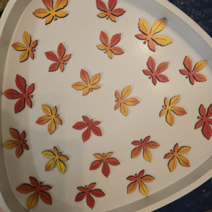 Kitchen tray Autumn leaf pattern Wood and resin material